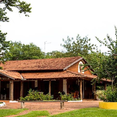 Hotel Fazenda Dos Ipes Olímpia Exterior foto